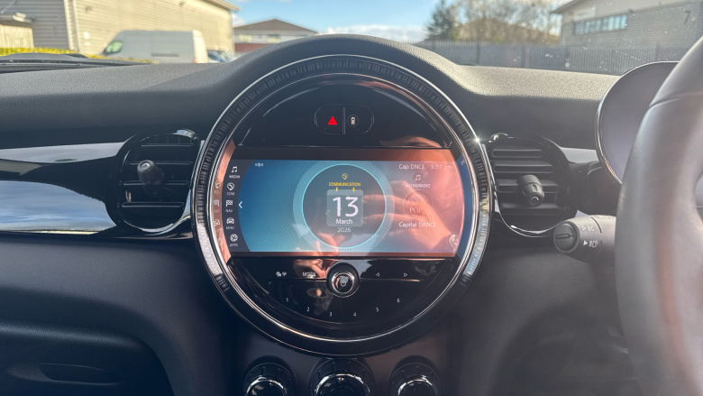 MINI Hatchback 135kW Cooper S Level 2 33kWh 3dr Auto Electric Hatchback